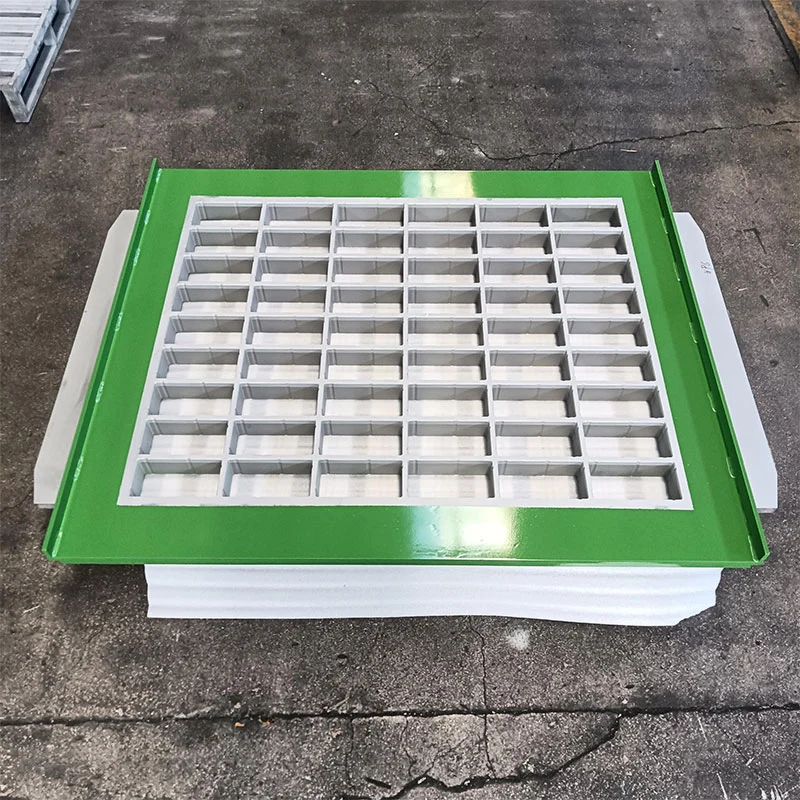 Concrete landscape forming mould