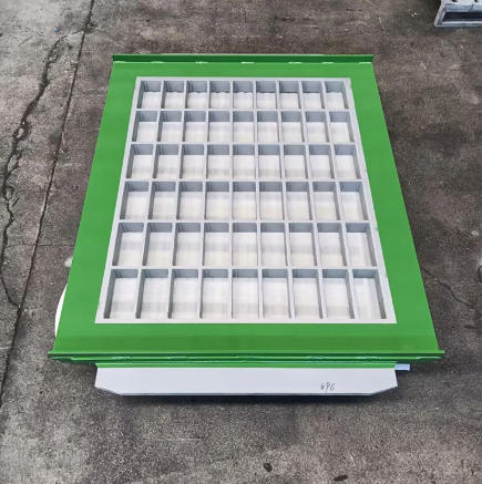 Which Steel Materials Are Suitable for Cement Concrete Brick Mold Production?